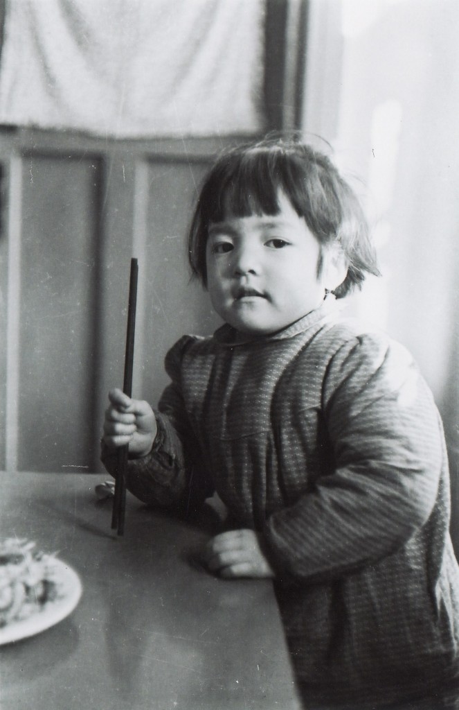 A rare photo of Jian at 3 years old.