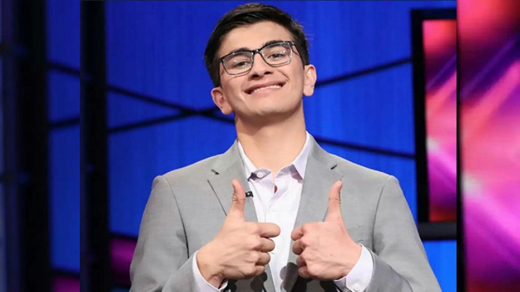 Indian-American whiz kid Avi Gupta of Portland, Oregon, is the winner of the 2019 edition of the Jeopardy! Teen Tournament. Photo source: Jeopardy / Twitter 